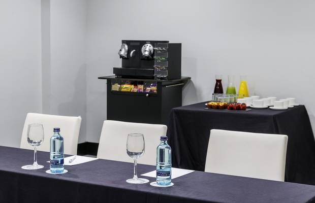 Saal Junta ILUNION Bilbao Hotel Bilbao